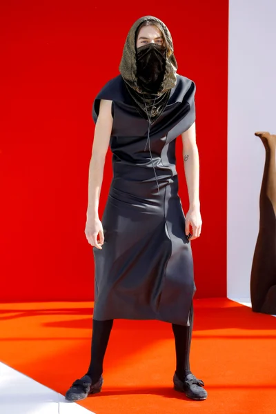 Look 23